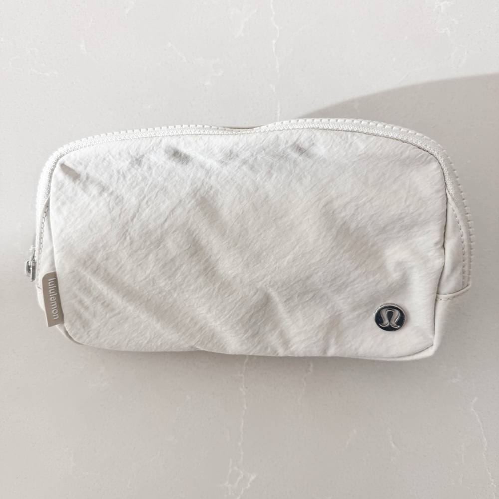 Lululemon Everywhere Belt Bag (with long strap)